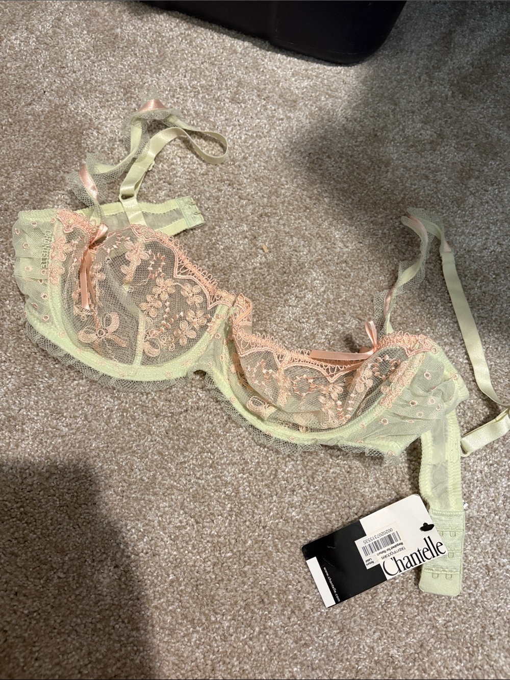 NWT Chantelle yellow and Blush Embroidered Lace Underwire Bra 36C
